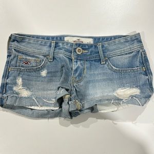 Hollister Jean Shorts- Distressed 00